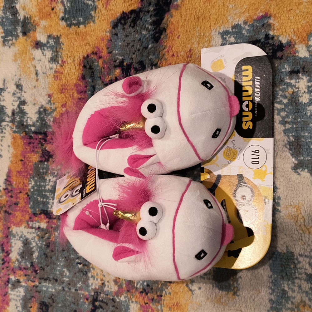 NWT Minions Toddler Slippers Pink White Unicorn 🦄